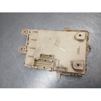 Recambio de caja reles / fusibles para hyundai i30 (gd) base referencia OEM IAM 91950A6021  