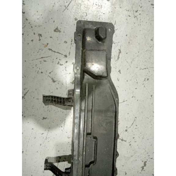 Recambio de refuerzo paragolpes trasero para kia cee´d business referencia OEM IAM   