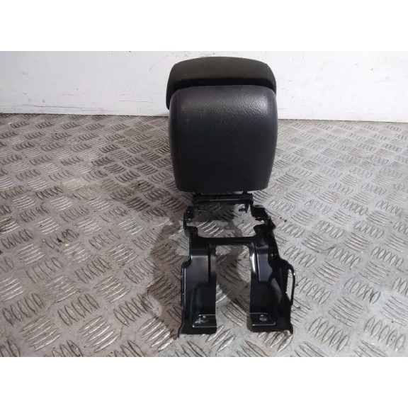 Recambio de apoyabrazos central para toyota avensis berlina (t25) 1.8 sol sedán (4-ptas.) referencia OEM IAM   