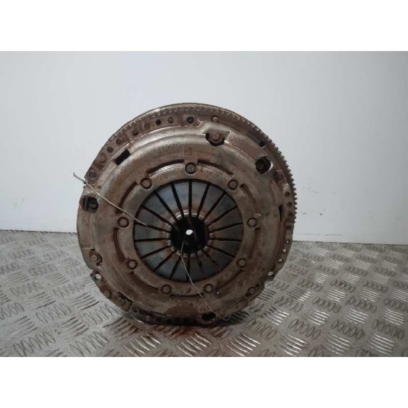 Recambio de volante motor para volkswagen golf vii lim. advance bluemotion tech. referencia OEM IAM   