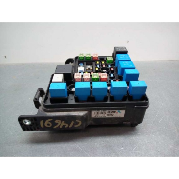 Recambio de caja reles / fusibles para hyundai i30 classic referencia OEM IAM 919501H030  