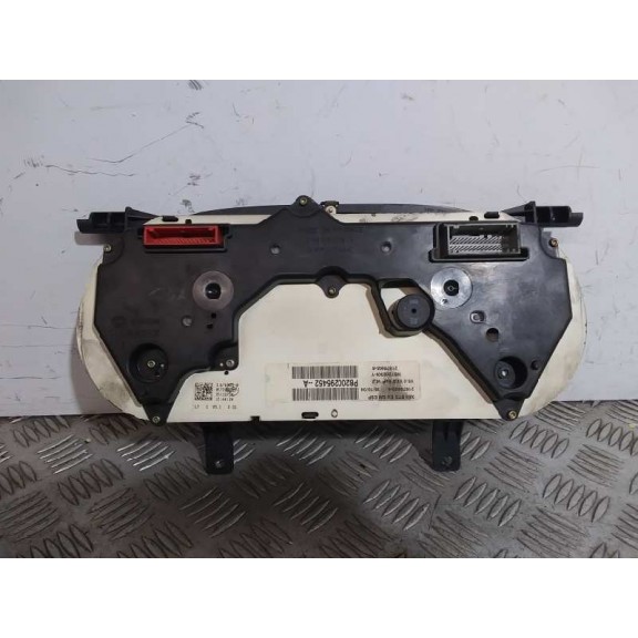 Recambio de cuadro instrumentos para opel vivaro combi 2.7t corto referencia OEM IAM 8200295452  