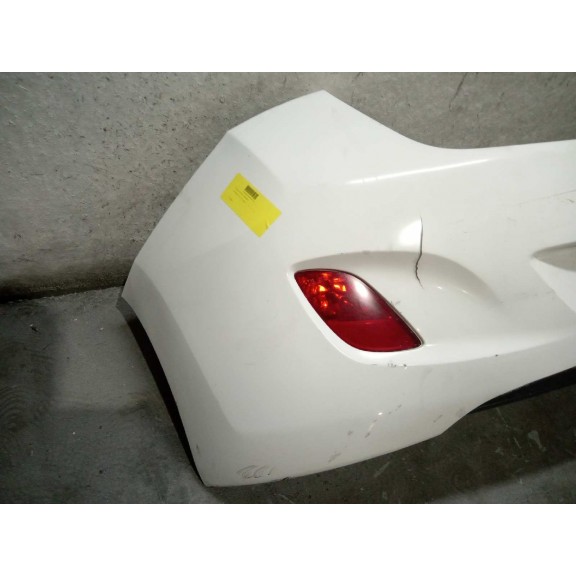 Recambio de paragolpes trasero para hyundai i30 (gd) base referencia OEM IAM 86611A6000 RAJADO 86611A6000 BLANCO