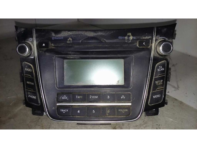 Recambio de sistema audio / radio cd para hyundai i30 (gd) style referencia OEM IAM AC110A6EE  