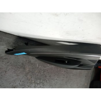 Recambio de guarnecido puerta trasera izquierda para renault megane e-tech suv ev40 referencia OEM IAM   