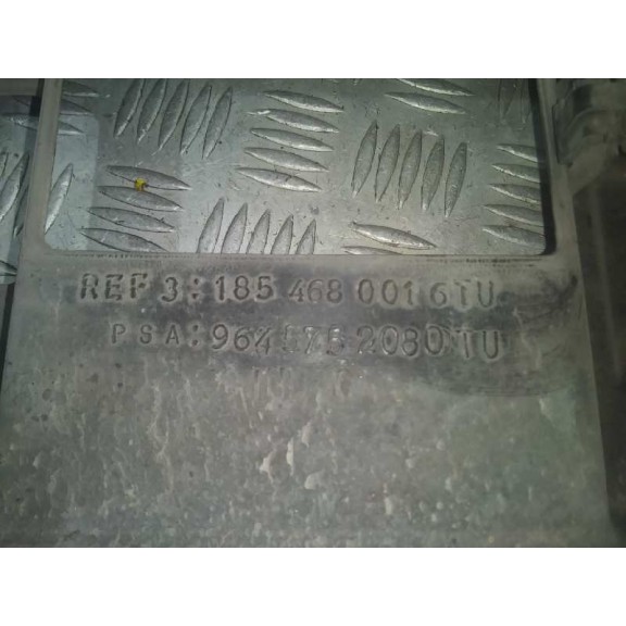 Recambio de panel frontal para citroën c3 1.1 vivace referencia OEM IAM 1854680016TU  