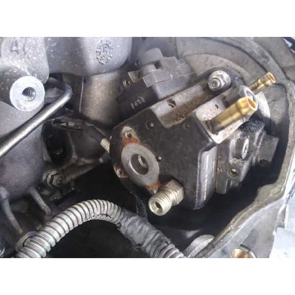 Recambio de bomba inyeccion para opel vectra c berlina 1.9 cdti referencia OEM IAM 0445010156  