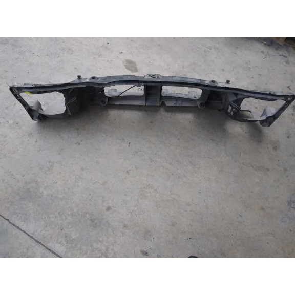Recambio de panel frontal para opel vivaro combi 2.7t corto referencia OEM IAM 8200162318  