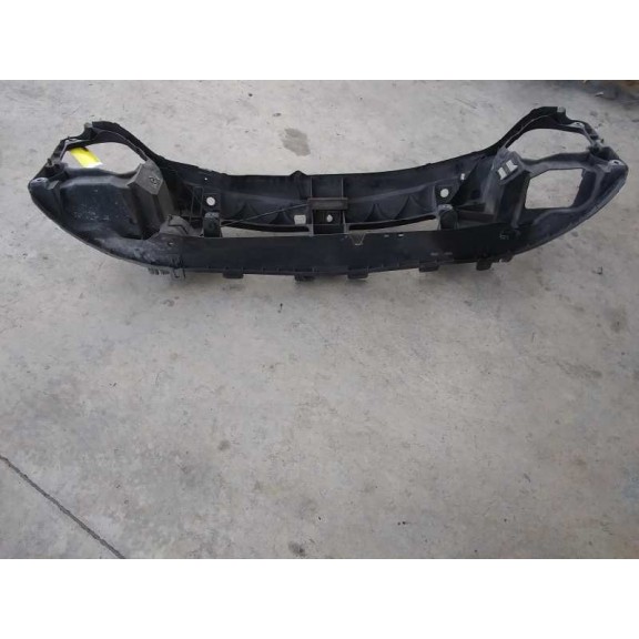 Recambio de panel frontal para opel vivaro combi 2.7t corto referencia OEM IAM 8200162318  