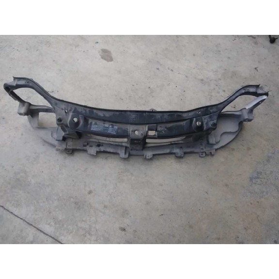 Recambio de panel frontal para opel vivaro combi 2.7t corto referencia OEM IAM 8200162318  