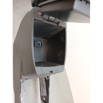 Recambio de apoyabrazos central para toyota auris hybrid active referencia OEM IAM   