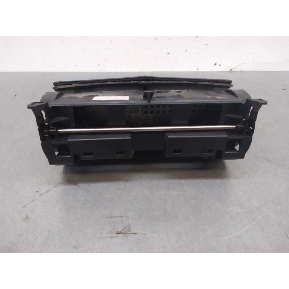 Recambio de display para mercedes-benz clase c (w204) berlina c 220 cdi (204.008) referencia OEM IAM A20468009319F45 PANTALLA MU