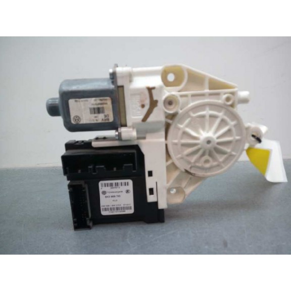 Recambio de motor elevalunas delantero izquierdo para volkswagen golf vi (5k1) 1.6 tdi referencia OEM IAM 5K0959701H 5K0959793 