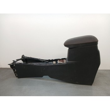 Recambio de apoyabrazos central para toyota auris hybrid active referencia OEM IAM   