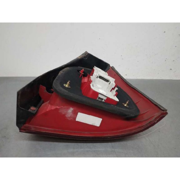 Recambio de piloto trasero izquierdo para audi a3 (8l) 1.6 referencia OEM IAM   