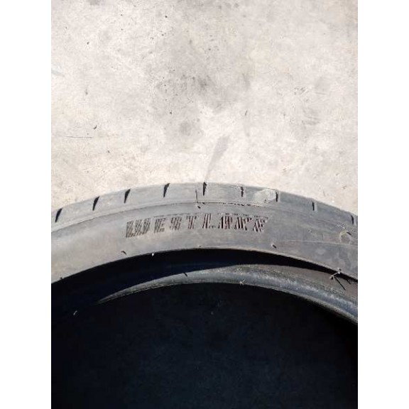 Recambio de neumatico para seat ibiza (6j5) style i-tech 30 aniversario referencia OEM IAM 215-40-1787W X1 17