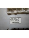 Recambio de caja reles / fusibles para toyota auris 2.0 d-4d cat referencia OEM IAM 8273002140A 74700210 