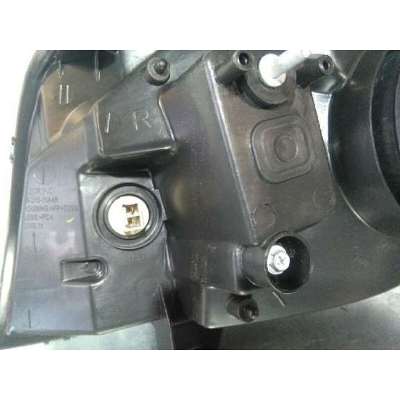 Recambio de faro derecho para nissan x-trail (t30) referencia OEM IAM  NUEVO H4 MANUAL