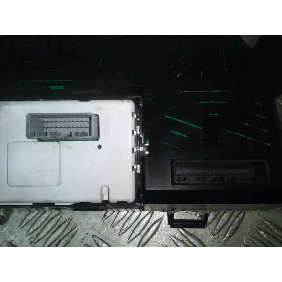 Recambio de cuadro instrumentos para renault twingo dynamique referencia OEM IAM 8201178277  