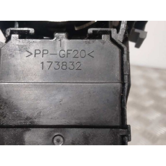 Recambio de mando intermitentes para toyota auris 2.0 d-4d cat referencia OEM IAM 173832  