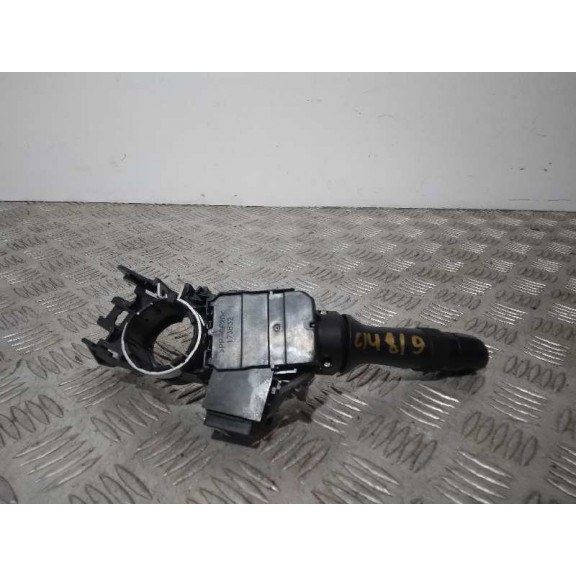 Recambio de mando intermitentes para toyota auris 2.0 d-4d cat referencia OEM IAM 173832  