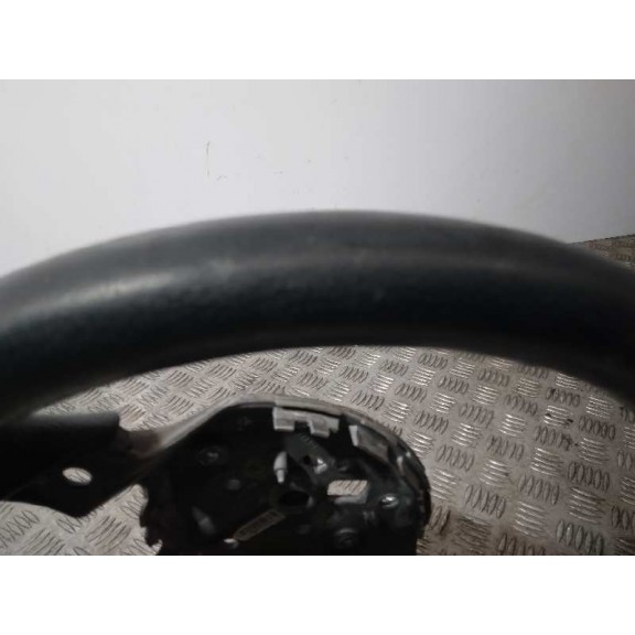 Recambio de volante para smart coupe básico (45kw) referencia OEM IAM 305178641 DESGASTADO 