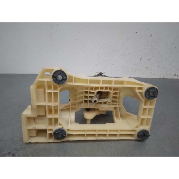 Recambio de palanca cambio para kia cee´d 1.4 crdi cat referencia OEM IAM 43700A2300  