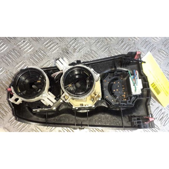 Recambio de mando calefaccion / aire acondicionado para toyota yaris live referencia OEM IAM 554060D190  