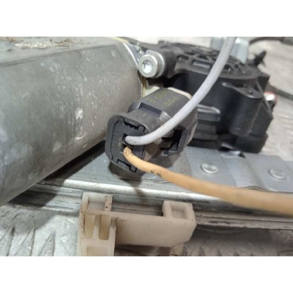 Recambio de elevalunas delantero izquierdo para peugeot 206+ básico referencia OEM IAM  ELÉCTRICO 5P 2 CABLES