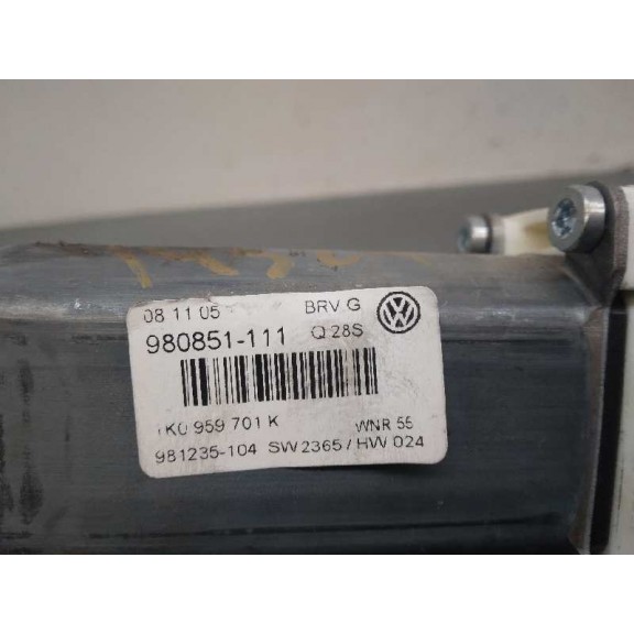 Recambio de motor elevalunas delantero izquierdo para volkswagen passat berlina (3c2) advance referencia OEM IAM 980851111 77460