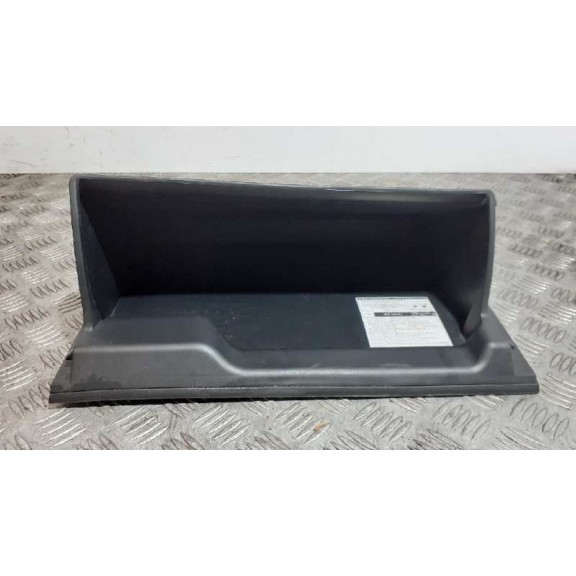 Recambio de guantera para toyota yaris live referencia OEM IAM 555500D060  