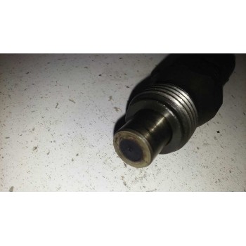 Recambio de inyector para renault megane i berlina hatchback (ba0) 1.9 dt rn referencia OEM IAM 009R01  