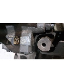 Recambio de bomba inyeccion para renault megane ii berlina 5p 1.5 dci diesel referencia OEM IAM 8200430599  
