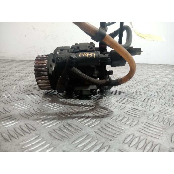 Recambio de bomba inyeccion para renault megane ii berlina 5p 1.5 dci diesel referencia OEM IAM 8200430599  