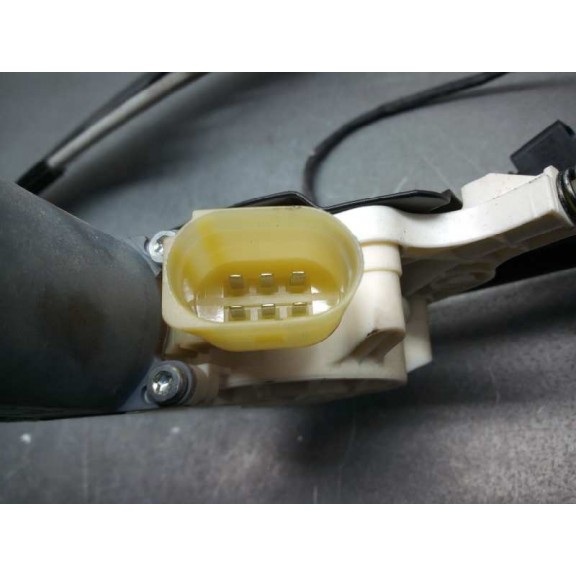 Recambio de elevalunas delantero derecho para bmw serie 5 berlina (e60) 530d referencia OEM IAM 6981142  6 PINS