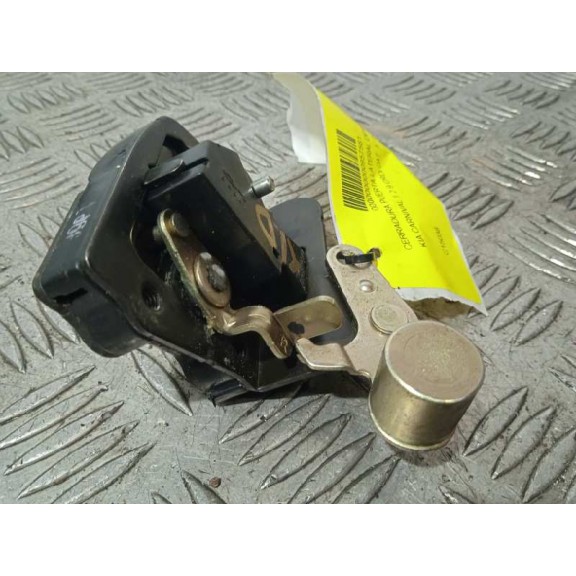 Recambio de cerradura puerta lateral derecha para kia carnival ii 2.9 crdi cat referencia OEM IAM   