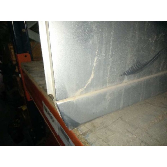 Recambio de puerta trasera izquierda para seat exeo berlina (3r2) last edition referencia OEM IAM  PUNTA DOBLADA 