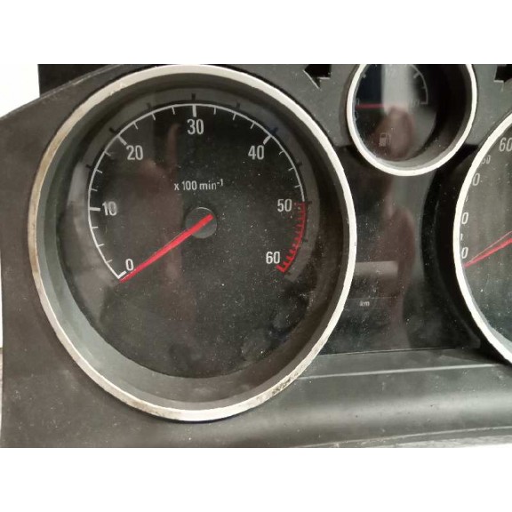 Recambio de cuadro instrumentos para opel astra h berlina cosmo referencia OEM IAM 13251615  