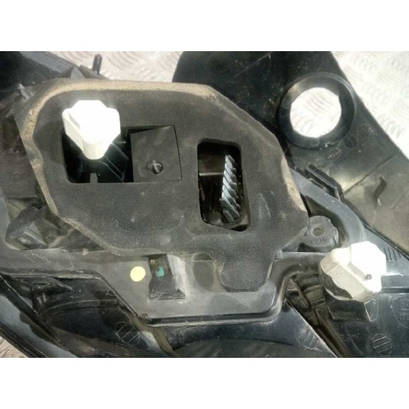 Recambio de piloto trasero derecho para opel astra gtc cosmo referencia OEM IAM 1222175 13252444ECE 93357460SAE