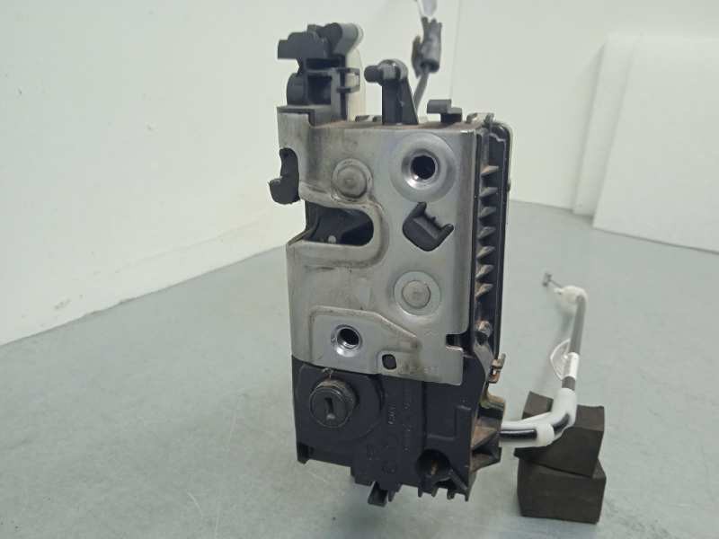 Recambio de cerradura puerta delantera derecha para peugeot 208 active referencia OEM IAM 9812500780 406471920 5 PINS