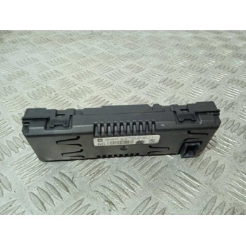 Recambio de display para opel insignia berlina cosmo referencia OEM IAM 13233977F  