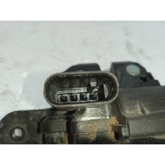 Recambio de cerradura maletero / porton para jeep renegade sport 4x2 referencia OEM IAM 52096564  4 PINS