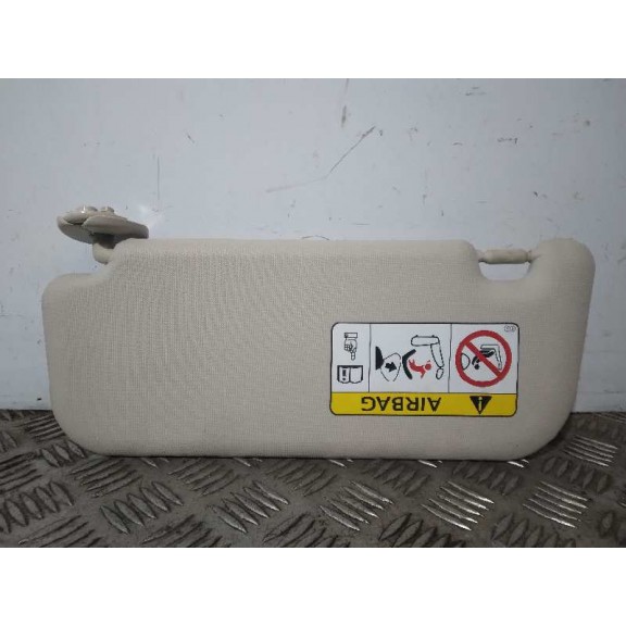 Recambio de parasol derecho para toyota corolla (e18) referencia OEM IAM   