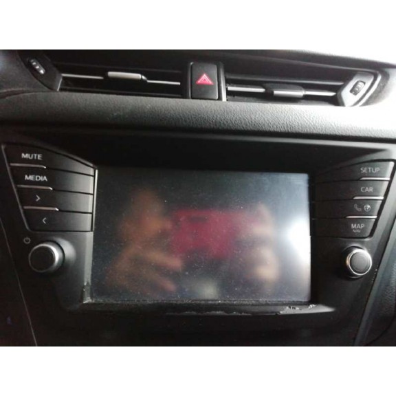 Recambio de sistema navegacion gps para toyota avensis touring sports advance referencia OEM IAM   