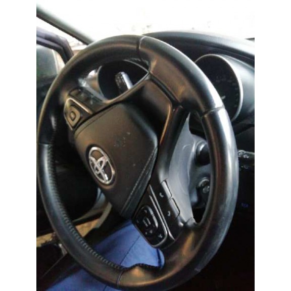 Recambio de volante para toyota avensis touring sports advance referencia OEM IAM   