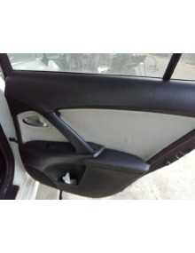 Recambio de guarnecido puerta trasera derecha para toyota avensis touring sports advance referencia OEM IAM   