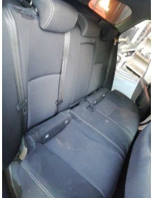 Recambio de asientos traseros para toyota avensis touring sports advance referencia OEM IAM   