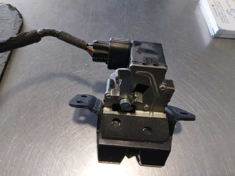 Recambio de cerradura maletero / porton para hyundai i30 classic referencia OEM IAM S/R 4 CABLES 