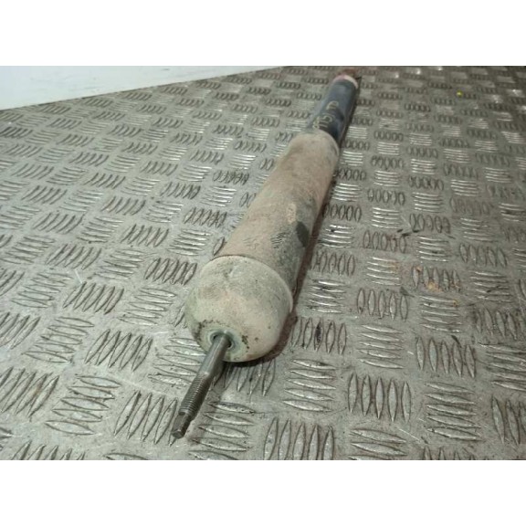Recambio de amortiguador trasero derecho para nissan pulsar (c13) acenta referencia OEM IAM 562203ZL0D  