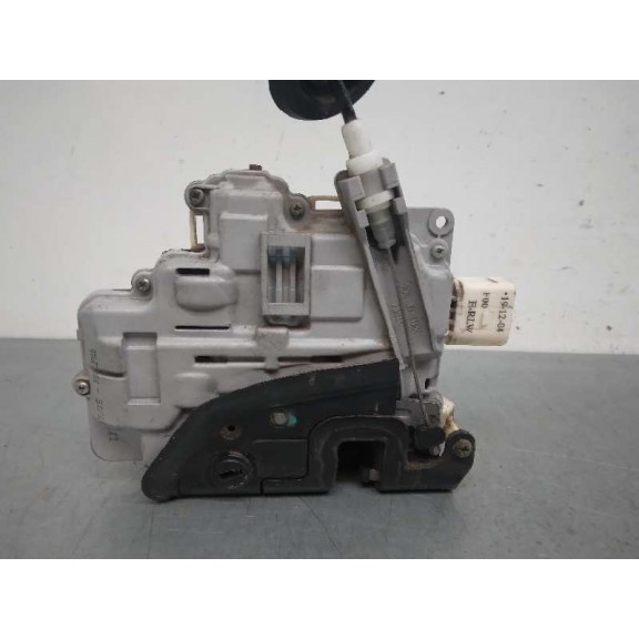 Recambio de cerradura puerta delantera izquierda para audi a6 berlina (4f2) 3.0 tdi quattro (165kw) referencia OEM IAM 4F0839015
